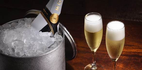 Royal Caribbean International, Moet-Chandon Champagne.jpg